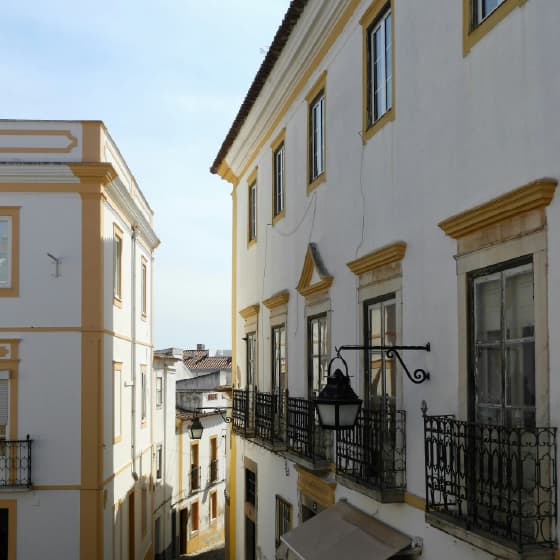 Évora: Where the ancient past meets the Alentejo sun